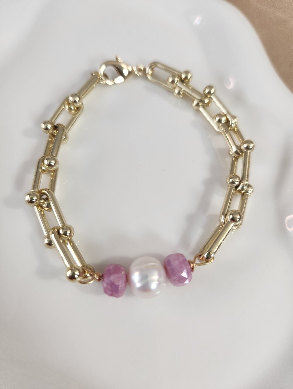 Freshwater Pearl And Cotton Candy Bracelet